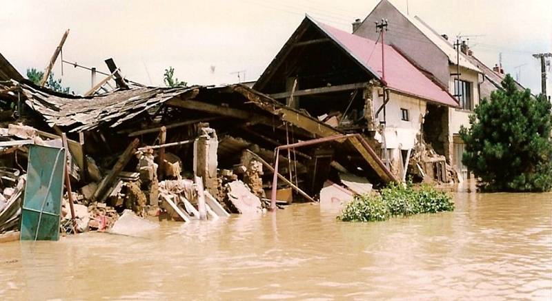 Povodeň v Bochoři v roce 1997 - ulice Drahy