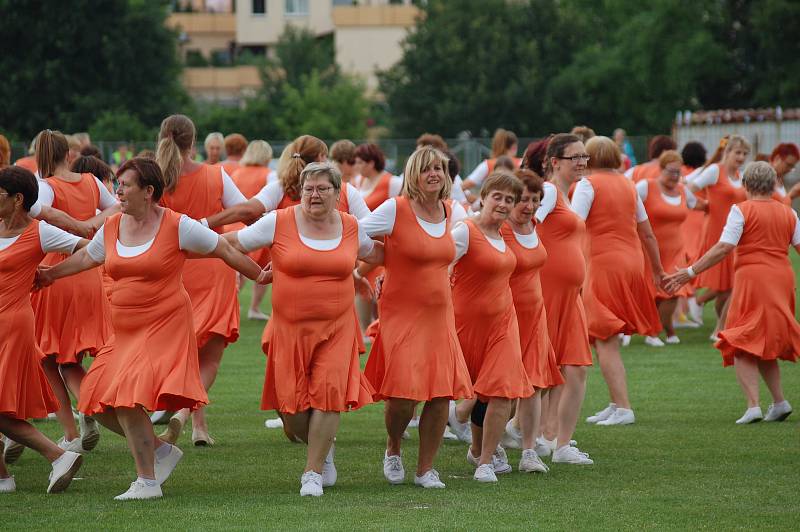 Přerov se stal v sobotu dějištěm krajského sokolského sletu, na který zavítalo na 1700 cvičenců.