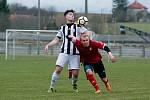 Fotbalisté FC Želatovice remizovali s 1. HFK Olomouc B 1:1. Na penalty pak zvítězili. Foto: Deník/Jan Pořízek