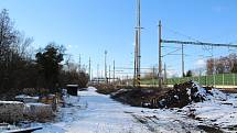 Druhá etapa modernizace železničního uzlu v Přerově má být dokončena už v letošním roce. Největší objem stavebních prací je aktuálně v Dluhonicích, kde vyrostly lávky pro pěší.