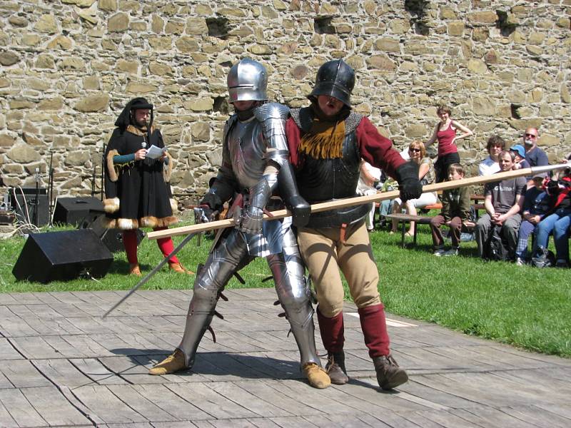 Festival vojenské historie na hradě Helfštýně