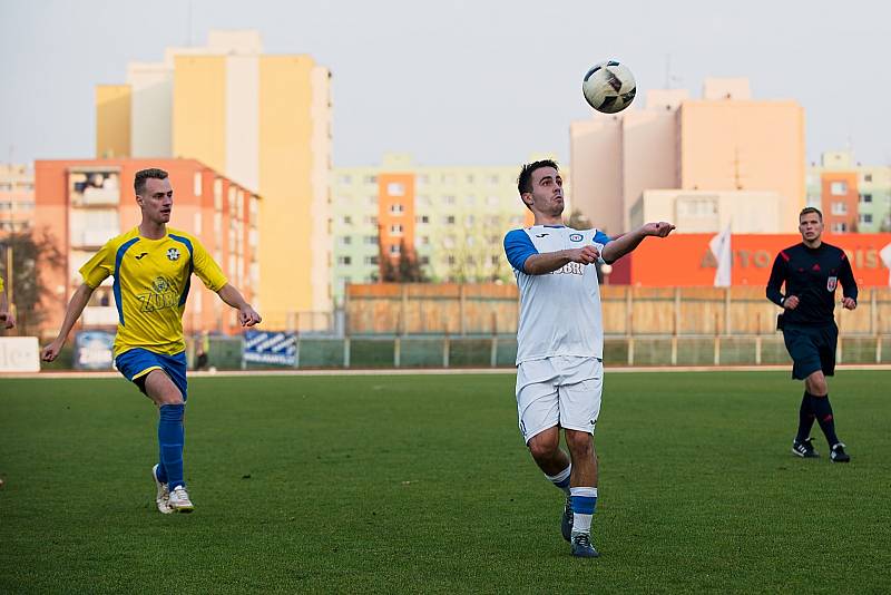 Fotbalové derby mezi domácím Přerovem a Kozlovicemi ovládla 2:1 Viktorka. Foto: Deník/Jan Pořízek