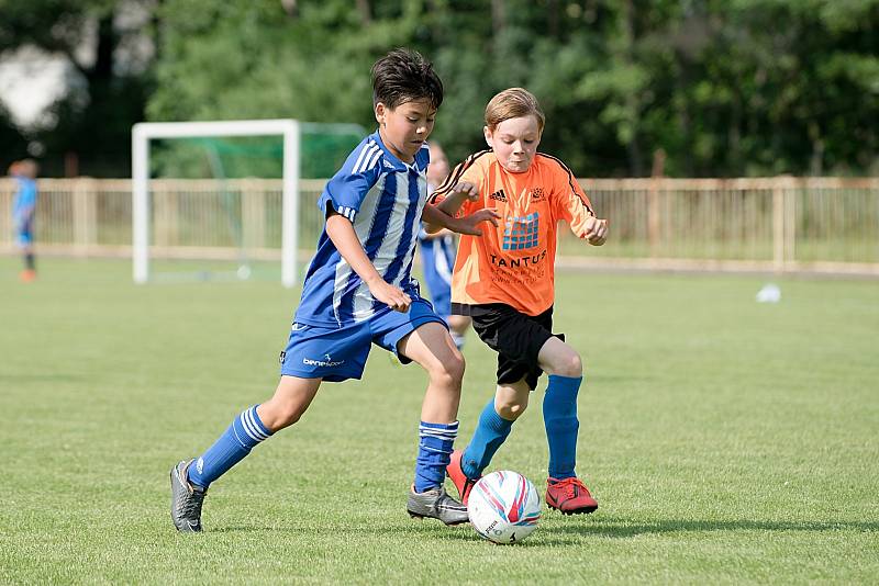 O pohár 1. FC Viktorie Přerov a ZŠ Za mlýnem bojovalo v Přerově 32 elitních družstev starších přípravek z celé republiky.