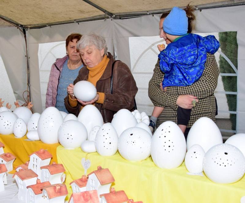 Velikonoční výstava keramiky 2023 v Brodku  u Přerova.
