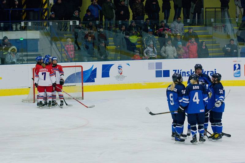 Česko - Finsko. MS hokejistek do 18 let v Přerově 