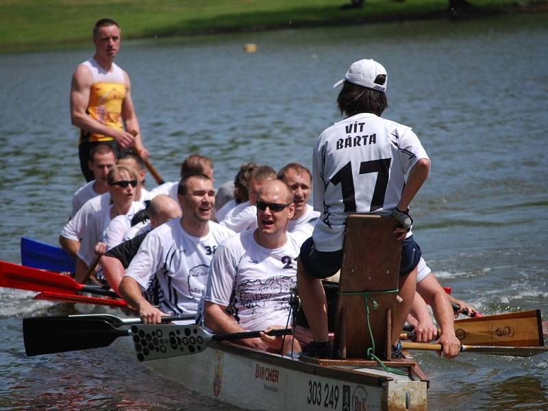 Festival dračích lodí na Laguně v Přerově