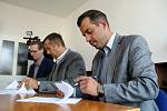 Podpis dohody o koaliční spolupráci v Přerově mezi zástupci hnutí ANO, ODS a KDU-ČSL s TOP 09
