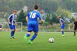 Fotbalisté Kozlovic (v černém) zvítězili 1:0 nad domácím SK Hranice.