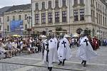 Historický průvod centrem Přerova, ale také řemeslný jarmark a celá řada zajímavých vystoupení na Horním náměstí - takový byl program Svatovavřineckých hodů během neděle.