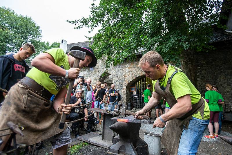 Hrad Helfštýn přivítal umělecké kováře v rámci festivalu Hefaiston, 27. srpna 2022, Týn nad Bečvou.