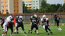 Přerovští Mamuti ve finále 2. ligy amerického fotbalu porazili Prague Black Panthers 35:0 a slavili titul.