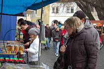 Městské trhy se v době před Vánocemi přesunuly z náměstí T. G. Masaryka v Přerově na Horní náměstí. Zájem lidí byl obrovský, v průběhu nedělního dopoledne se sem přišly podívat stovky lidí.