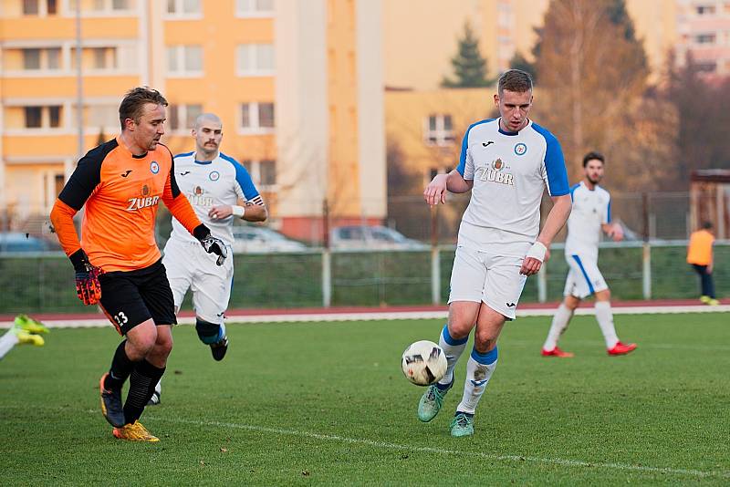 Fotbalové derby mezi domácím Přerovem a Kozlovicemi ovládla 2:1 Viktorka. Foto: Deník/Jan Pořízek