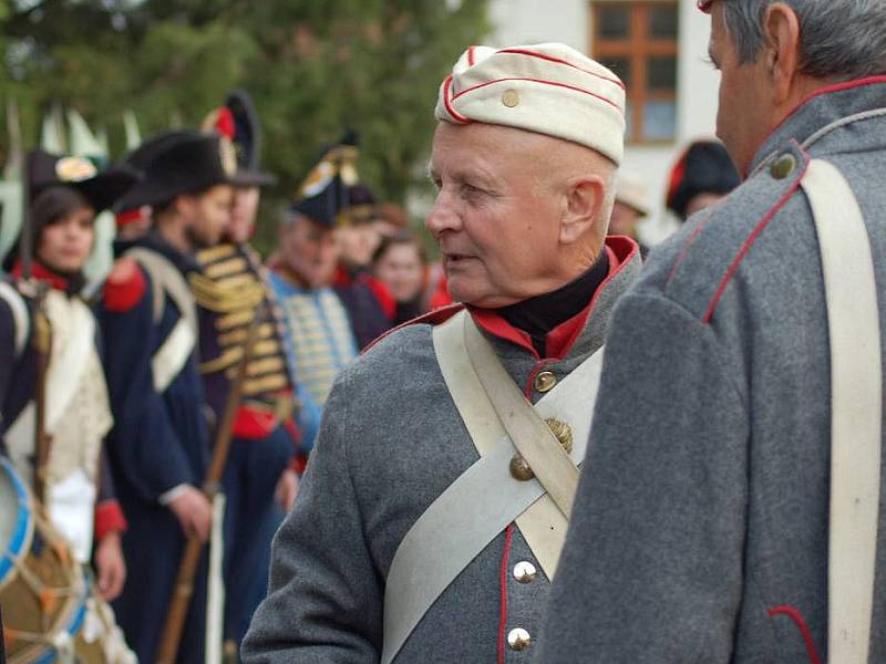 Svěcení památníku vojákům slavkovské bitvy, kteři skončili v lazaretu v Dřevohosticích