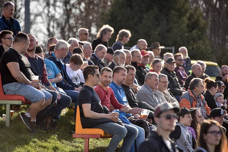 Fotbalový zápas, divize: Heřmanice – Přerov, 30. března 2019 v Ostravě.
