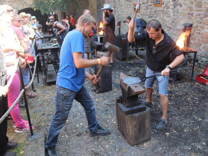 Mezinárodní setkání kovářů Hefaiston na hradě Helfštýn