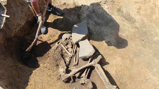 Archeologové odkryli v Předmostí i druhou kostru - muže ze starší doby bronzové