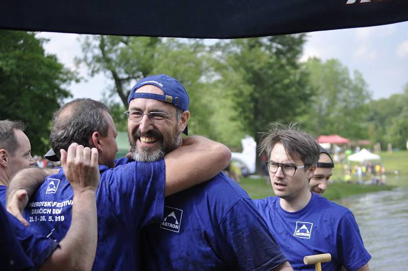 Festival dračích lodí na Laguně v Přerově