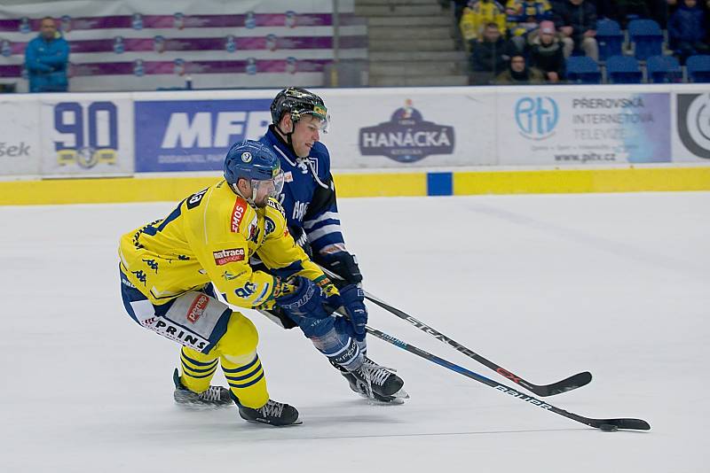 Hokejisté Přerova (ve žlutém) porazili Havířov 4:2