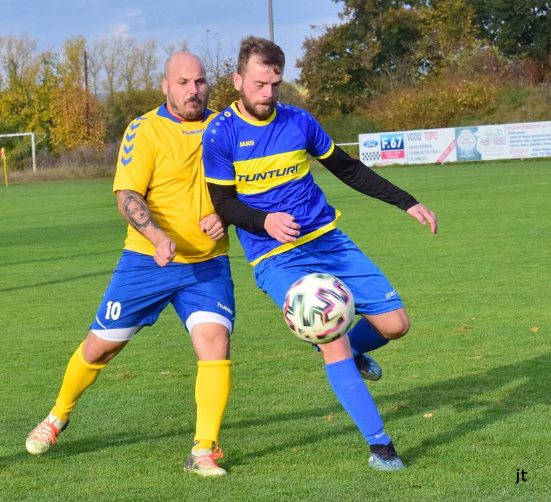 Brodek u Přerova B (ve žlutém) zdolal Duklu Hranice 2:1