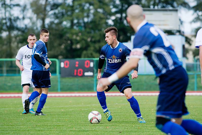 Fotbalisté Přerova (v modrém) proti FC Dubicko (6:0).