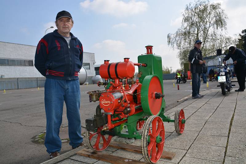 Veteránská jízda zručnosti v Přerově