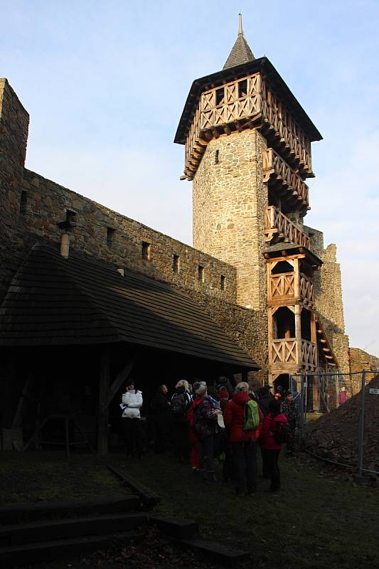 Jednačtyřicátý ročník tradičního zimního výstupu na Helfštýn