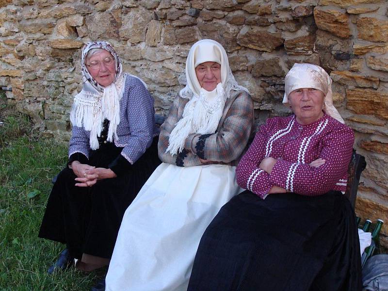 Rocková hudba i folklor se spojily v muzikálu o králi Ječmínkovi, který nesl podtitul Příběh o naději. Vystoupení na hradbách v Přerově si v sobotu večer vychutnalo několik stovek návštěvníků. 