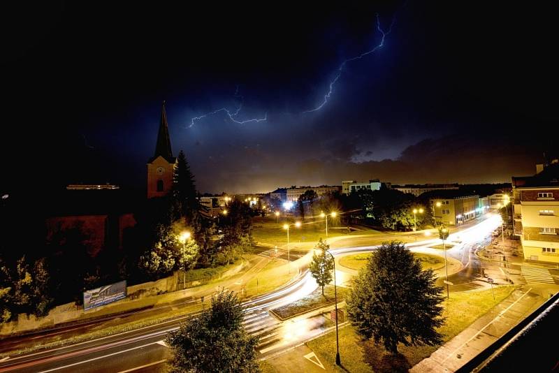 Bouřka v Přerově ve čtvrtek 24. června 2021.