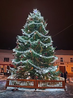 Vánoční strom v Přerově.