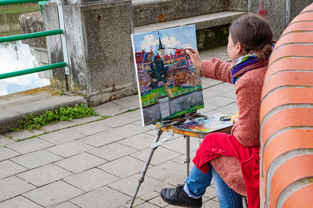 Přerovské motivy ukrajinské malířky z Charkova odhalí nová výstava -  Přerovský deník