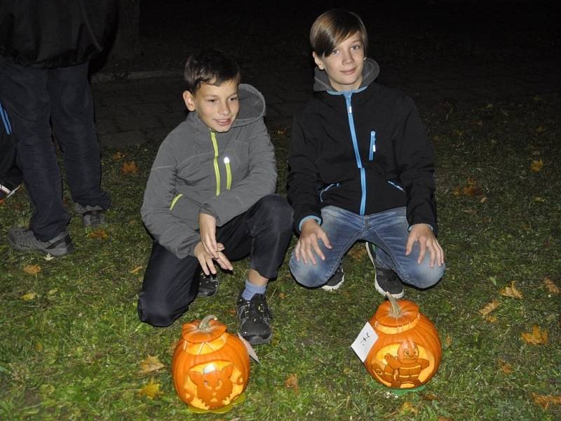 O nejkrásnější halloweenskou dýni soutěžily děti v pondělí 31. října ve venkovních prostorách Střediska volného času Atlas a Bios v Žižkově ulici v Přerově.  