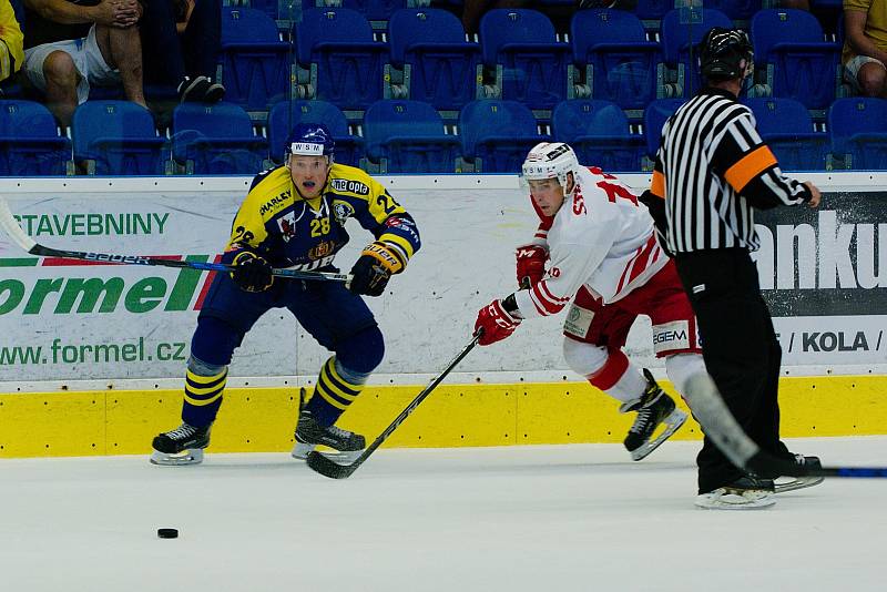 Hokejisté Přerova na přípravném turnaji Zubr Cup proti HC Slavia Praha.