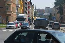 Oprava Kojetínské ulice způsobuje komplikace a dlouhé kolony v centru Přerova