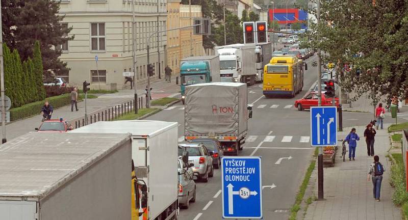 Dopravní zácpy v Přerově - Komenského ulice
