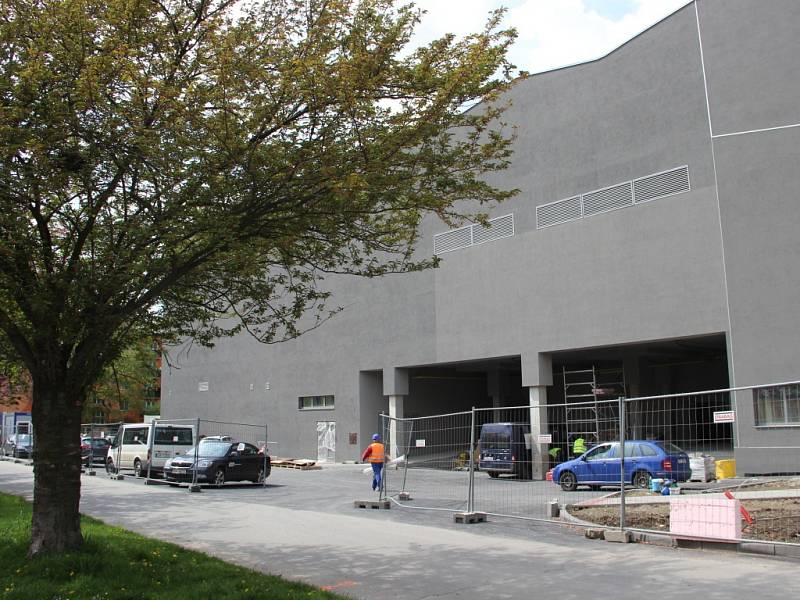Stavba obchodní galerie Přerov - 28. dubna 2016