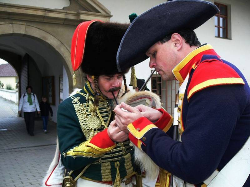 Tradiční pochod napoleonistů v Dřevohosticích