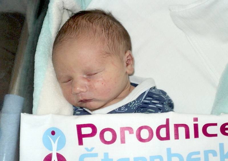 Filip Král, Mohelnice, narozen 9. prosince, míra 50 cm, váha 3650 g