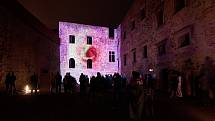 Palác žije zrakem: noční prohlídka s videomappingem na hradě Helfštýn, 30. července 2022