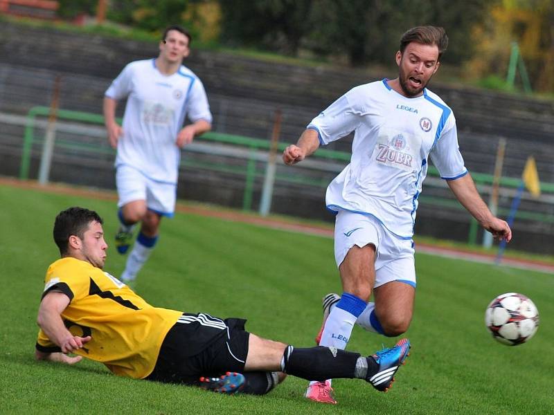 1.FC Viktorie Přerov (v bílém) – MFK OKD Karviná B