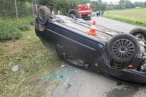 Nehoda devatenáctiletého řidiče vozu Fiat Brava v Kokorách