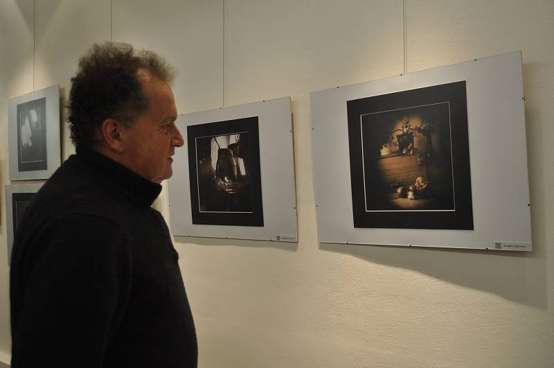 Dva polští fotografové Grzegorz Sidorowicz a Krzysztof Jędrzejczyk představili svou tvorbu v Galerii města Přerova