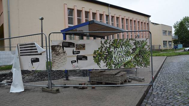V Přerově se začala budovat první zelená zastávka, a to poblíž Základní školy Svisle.