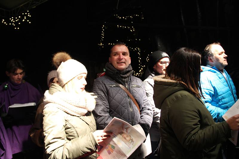 Česko zpívá koledy 2019 na náměstí TGM v Přerově