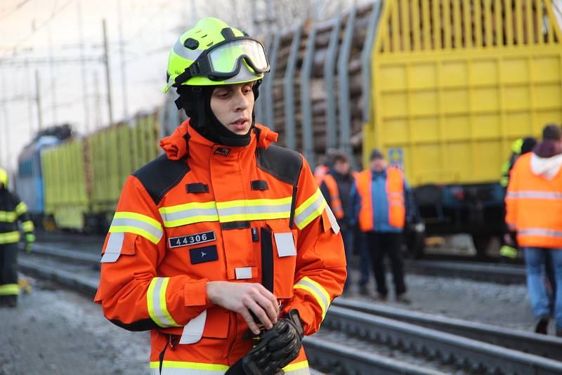 Místo srážky nákladních vlaků v Prosenicích v pátek 14. ledna 2022 dopoledne