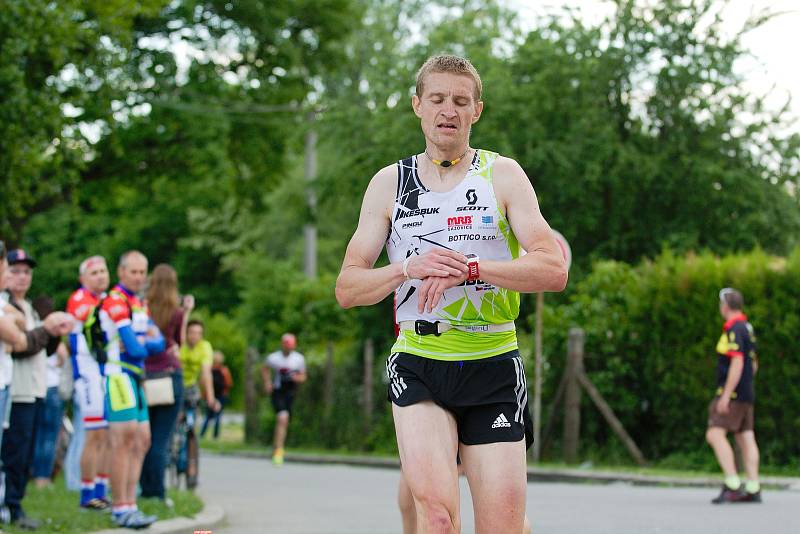 Triatlonový závod Mamutman na přerovské Laguně