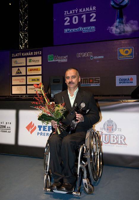 Vyhlášení ankety Zlatý kanár v Přerově - nejlepší tenista na vozíčku: Miroslav Brychta (Centrum tenisu na vozíku, Brno)
