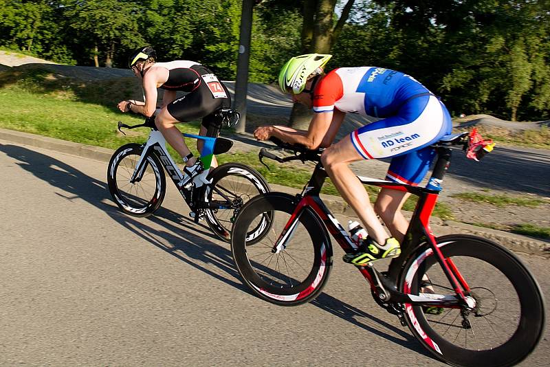 Triatlonový závod Mamutman 2018 na přerovské Laguně. Foto: Deník/Jan Pořízek