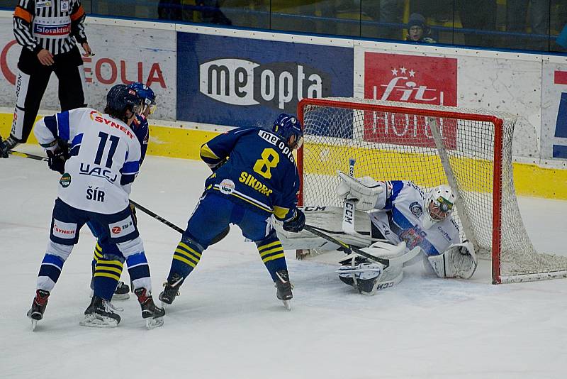 Hokejisté Přerova porazili Benátky nad Jizerou 4:0.