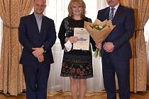 Ředitelka Gymnázia Jana Blahoslava a Střední pedagogické školy v Přerově Romana Studýnková převzala 22. listopadu Evropskou cenu za inovativní výuku (European Innovative Teaching Award).
